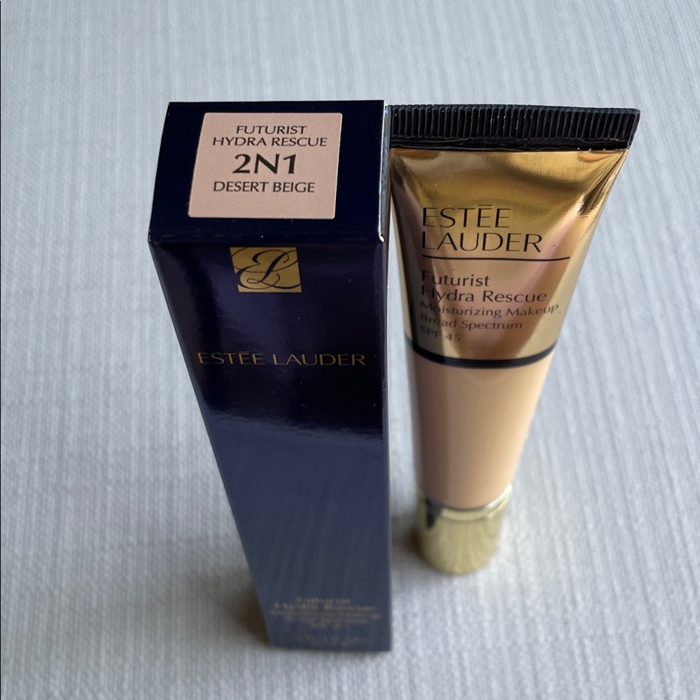 Estée Lauder Futurist Hydra Rescue Moisturizing foundation - 2N1 desert beige